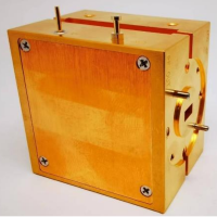 Waveguide Low Noise Amplifier